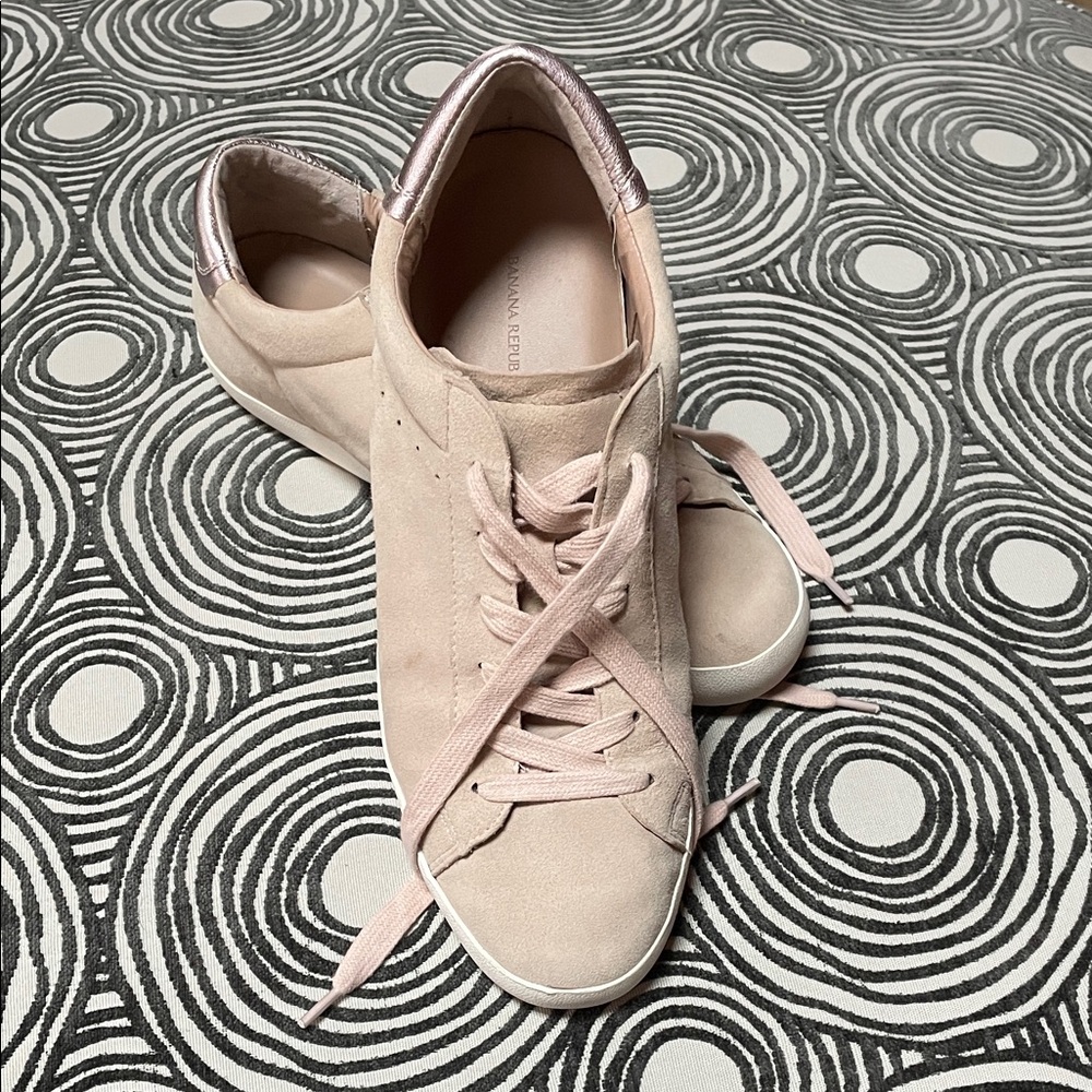 Banana Republic Women's Blush Suede Sneakers with Rose Gold Metallic Accent 9.5